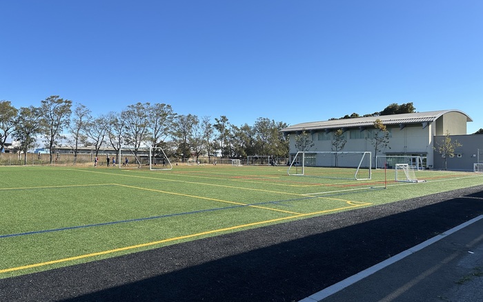 Bayside-Joinville Park Dog Park off-leash dog area in San Mateo